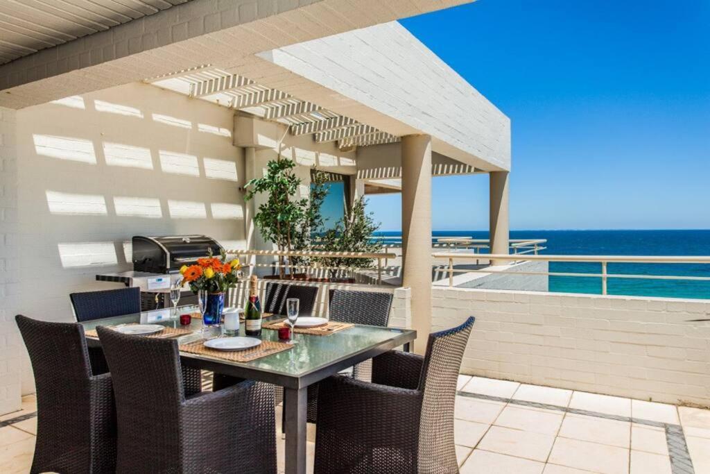 Beach View Apartment In Cottesloe Perth Exterior foto